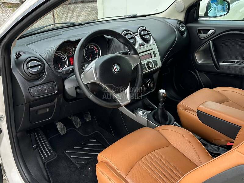 Alfa Romeo MiTo 1.4i 77 K.W