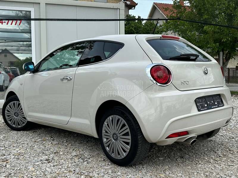 Alfa Romeo MiTo 1.4i 77 K.W