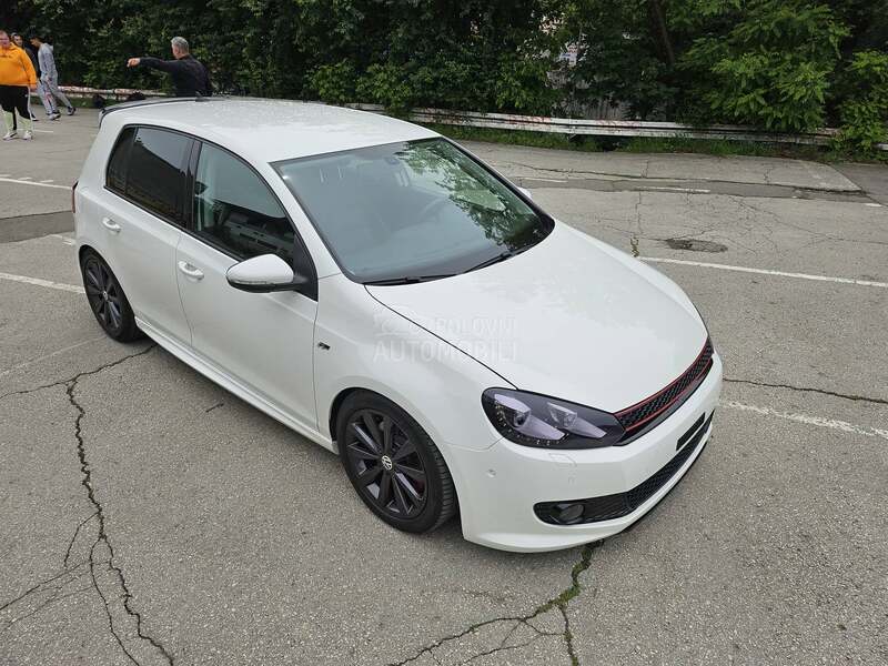 Volkswagen Golf 6 R-LINE DSG F.U.L