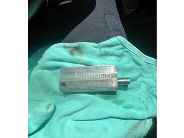 klip krova za Peugeot 206, 207 od 2000. do 2015. god.
