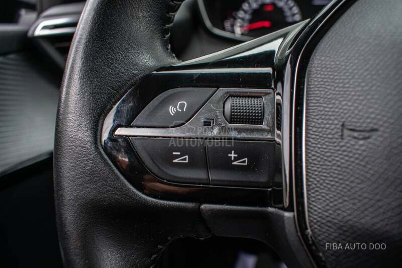 Peugeot 208 1.2 Pure LED GRAY