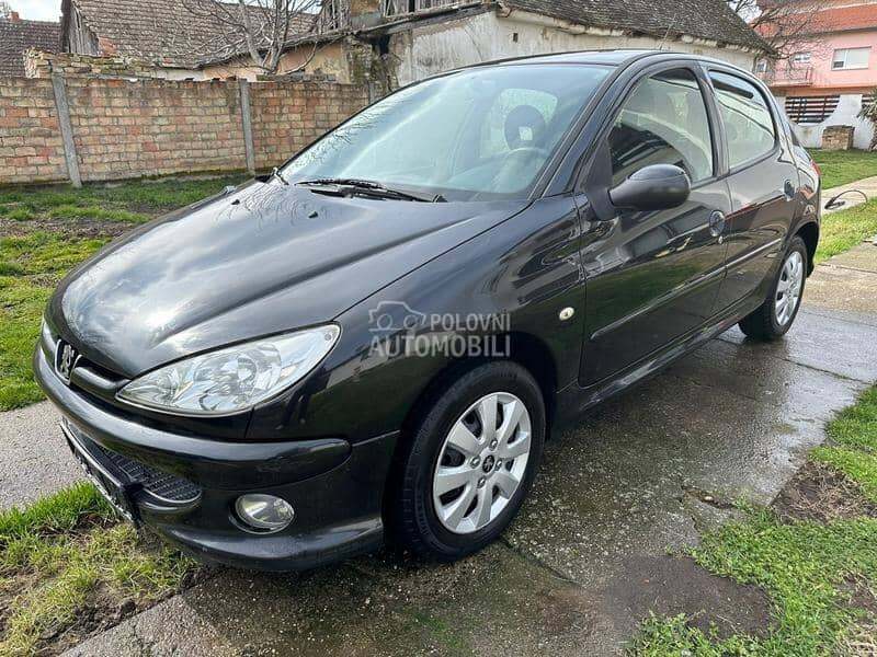 Delovi za Peugeot 206 2002 - 2016. god.
