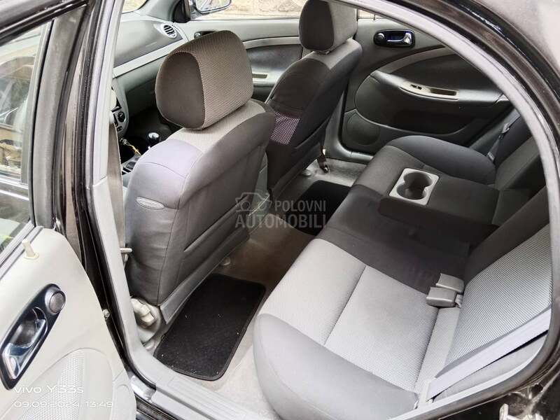 Chevrolet Lacetti 1.6 CDX 16V