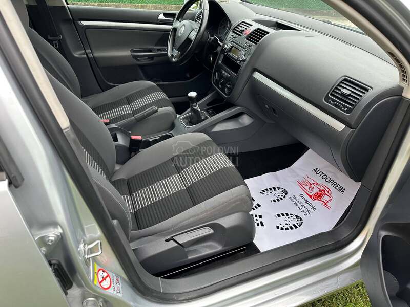 Volkswagen Golf 5 1.4