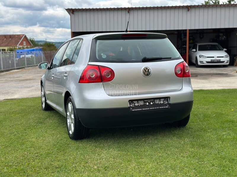 Volkswagen Golf 5 1.4