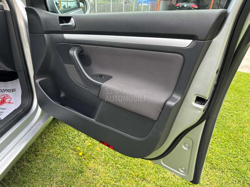 Volkswagen Golf 5 1.4