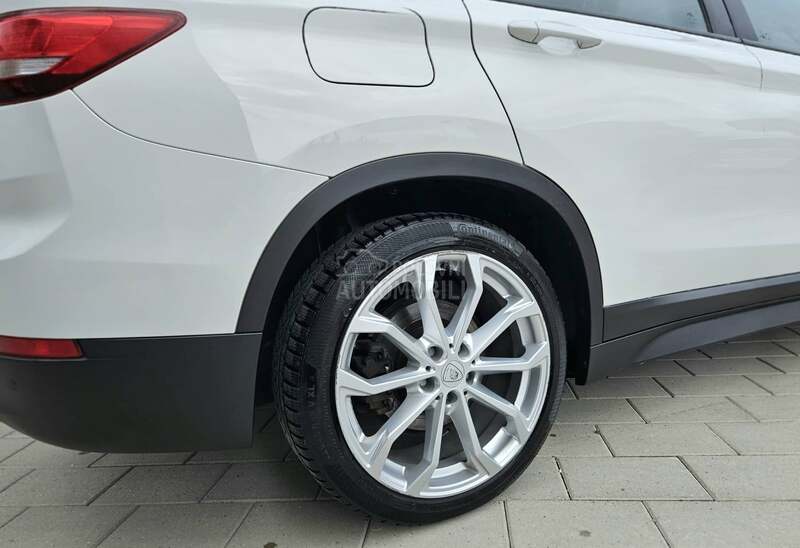 BMW X1 xDrive 25e PHEV