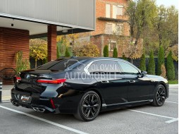 BMW M760e xDrive M Sport slika 5