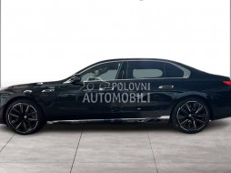 BMW M760e xDrive M Sport slika 3