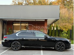 BMW M760e xDrive M Sport slika 4
