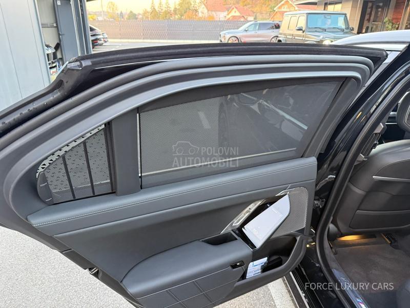 BMW M760e xDrive M Sport