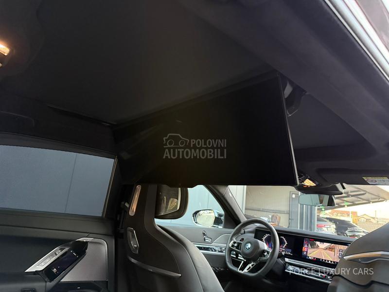 BMW M760e xDrive M Sport