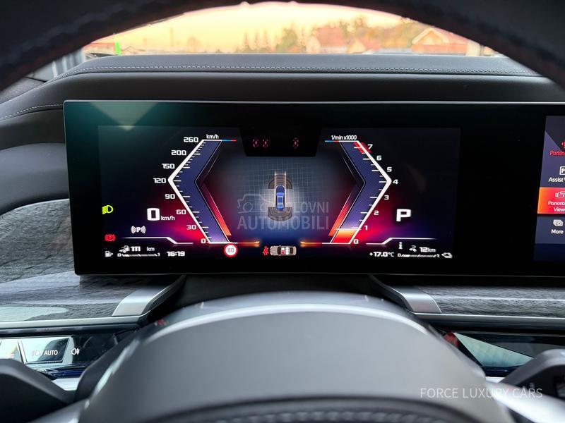 BMW M760e xDrive M Sport