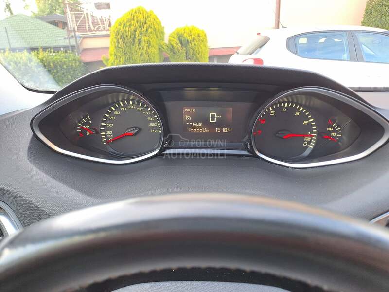 Peugeot 308 1.2 ben.z 131ps