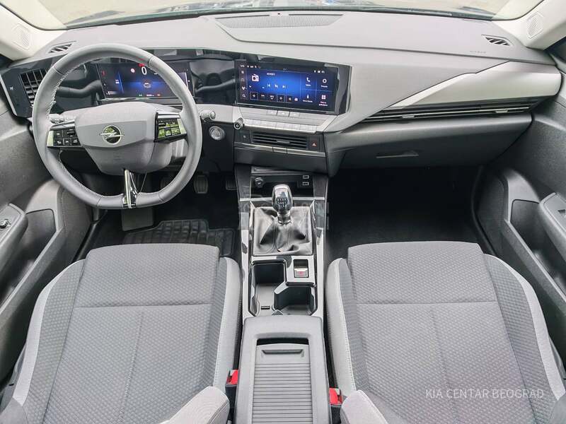 Opel Astra L 1.2 EDITION M/T