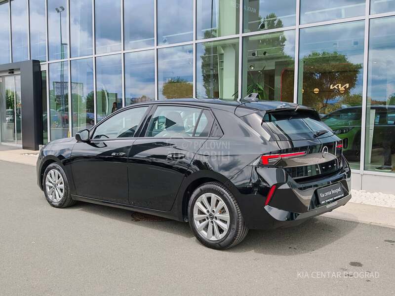 Opel Astra L 1.2 EDITION M/T