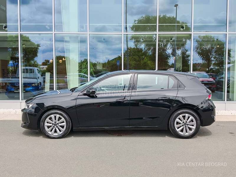 Opel Astra L 1.2 EDITION M/T