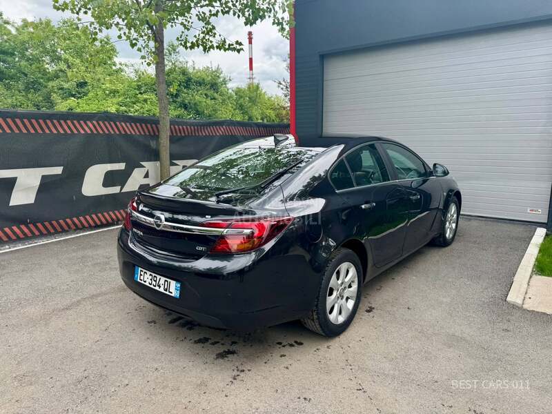 Opel Insignia 1.6 cdti auto.matic