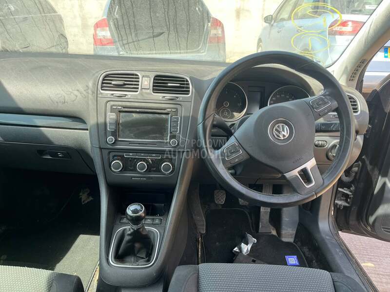 Volkswagen Golf 6 1.6 CAYC 2012. god. -  kompletan auto u delovima
