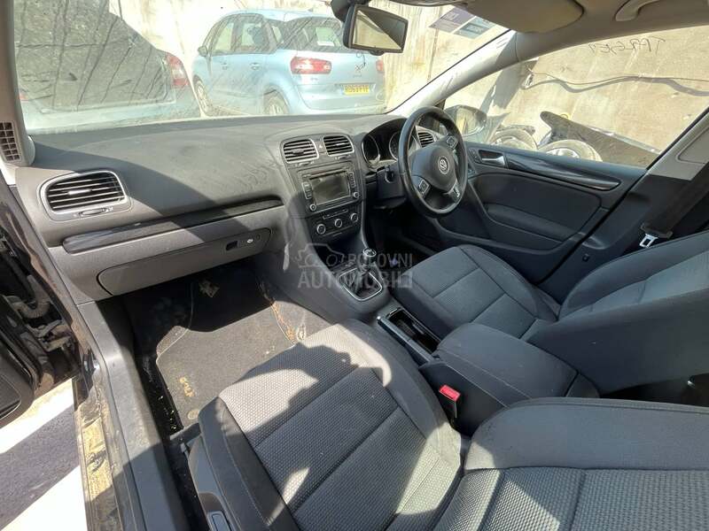 Volkswagen Golf 6 1.6 CAYC 2012. god. -  kompletan auto u delovima