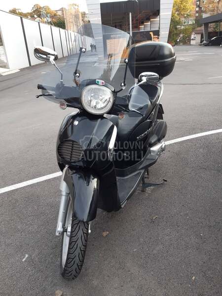 Aprilia Scarabeo 200 MY11