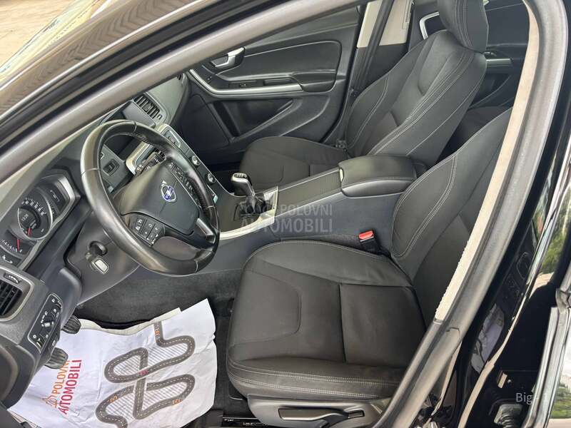 Volvo V60 2.0 D2