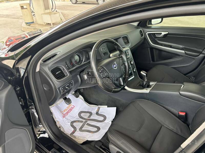 Volvo V60 2.0 D2