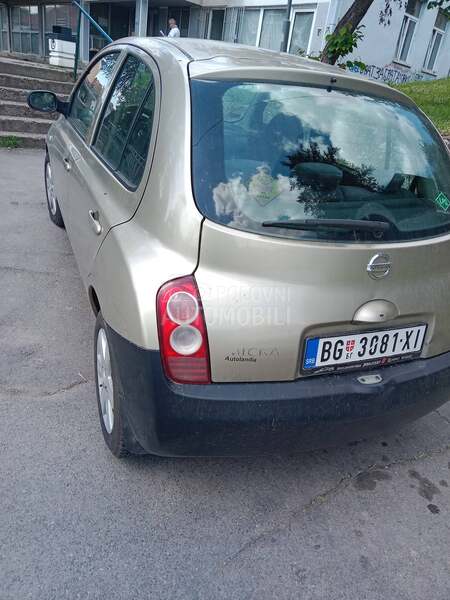 Nissan Micra 