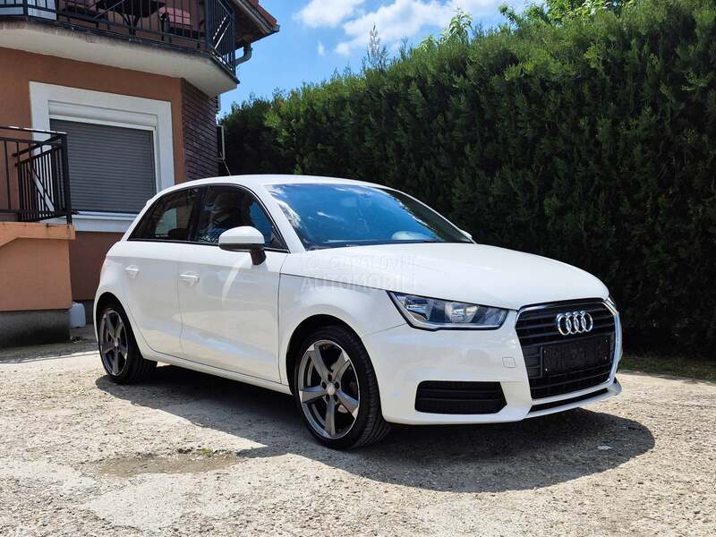 Audi A1 1.0 TFSI/CH/