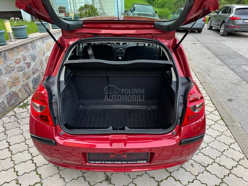 Renault Clio 1.2 - NOV