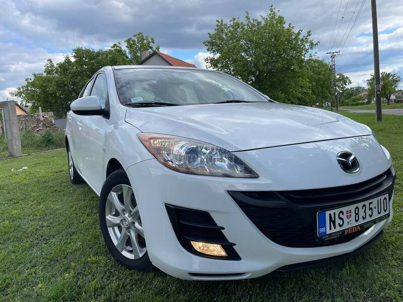Mazda 3 PERLA