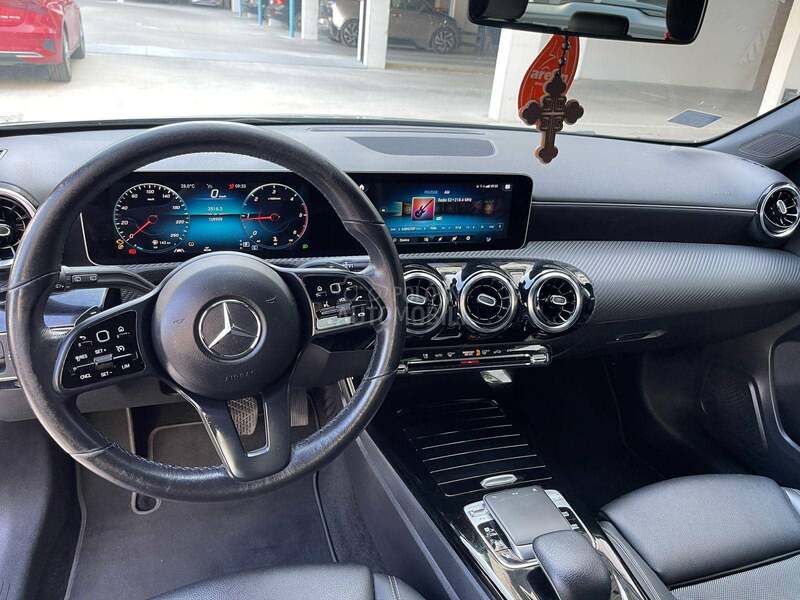 Mercedes Benz A 180 