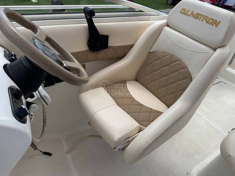 Glastron 249GS