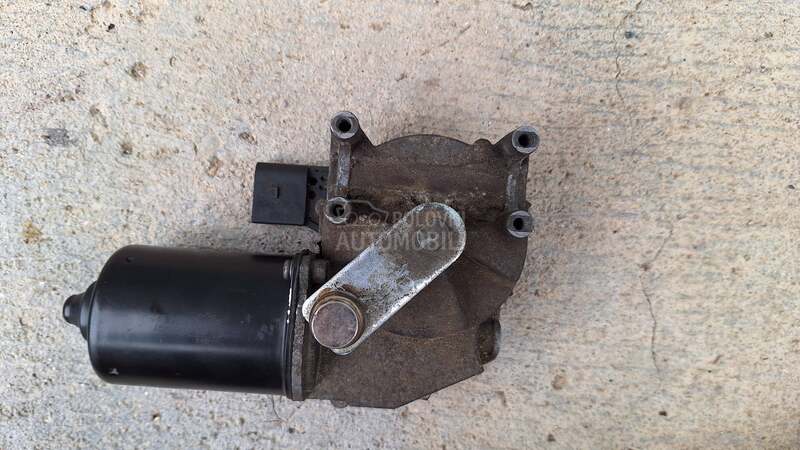 Motor brisaca za  e60