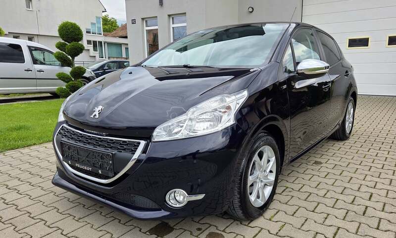 Peugeot 208 1.2 Style NOV