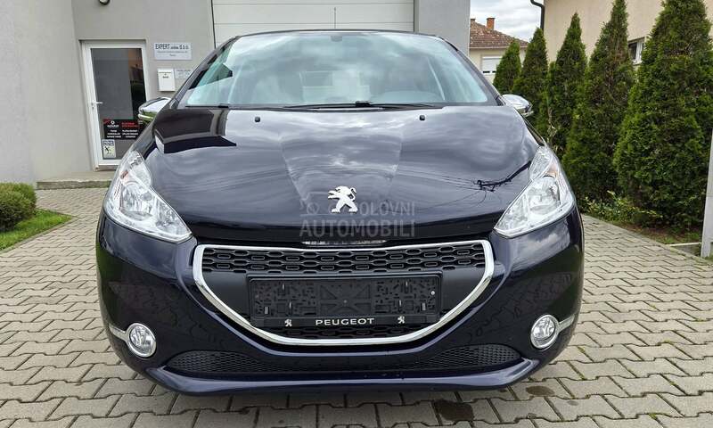 Peugeot 208 1.2 Style NOV