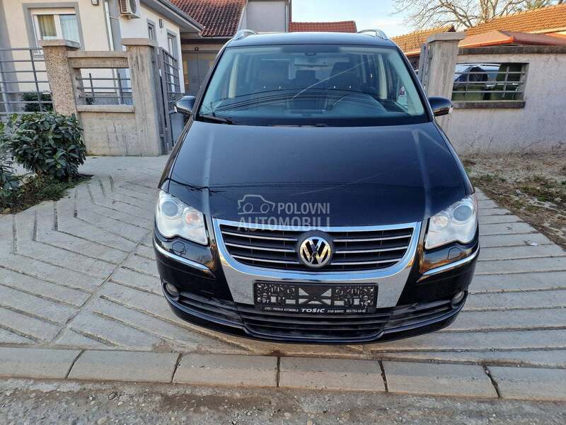 Volkswagen Touran 