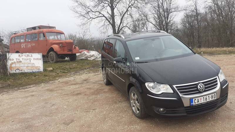 Volkswagen Touran 