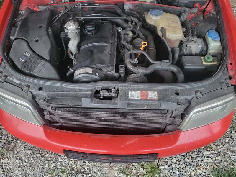 Audi A4 1,9tdi 2000. god. -  kompletan auto u delovima