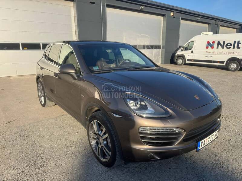 Porsche Cayenne S HYBRID