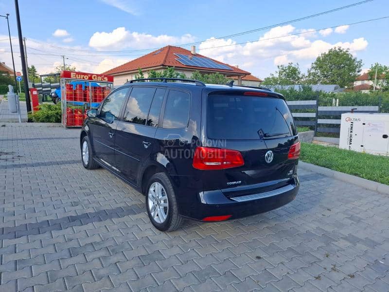 Volkswagen Touran 