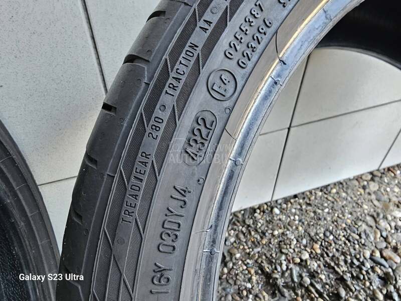 Continental 245/35 R18 Zimska