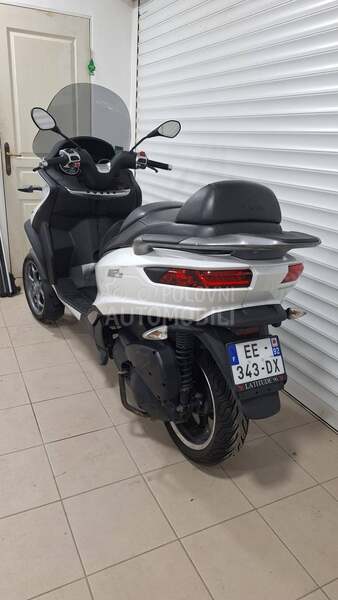 Piaggio Mp3 300 b kategorija ABS