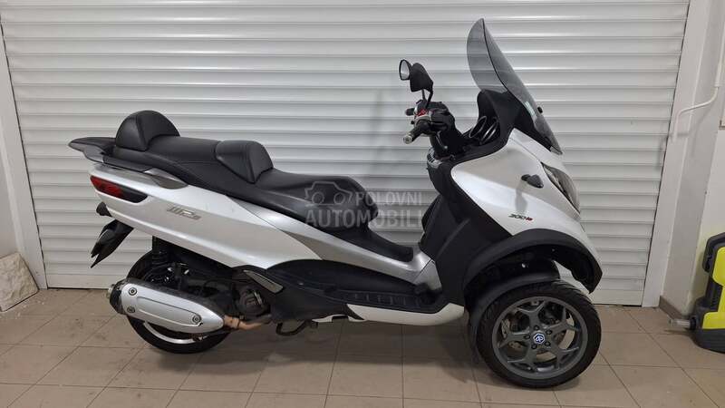 Piaggio Mp3 300 b kategorija ABS