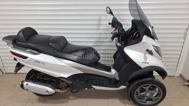 Piaggio Mp3 300 b kategorija ABS