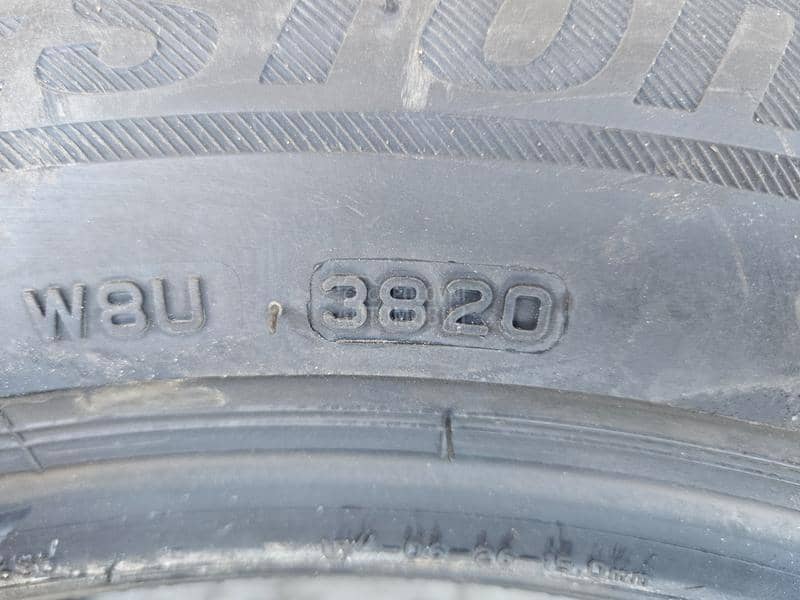 Bridgestone 255/50 R18 Zimska
