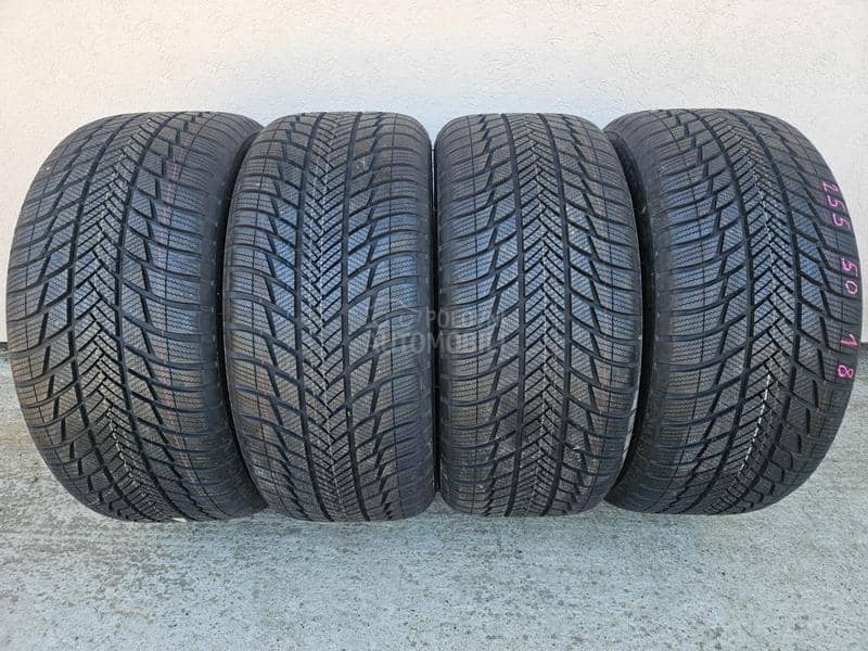 Bridgestone 255/50 R18 Zimska