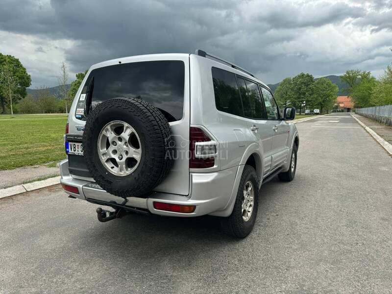 Mitsubishi Pajero 3.5 GDI CH
