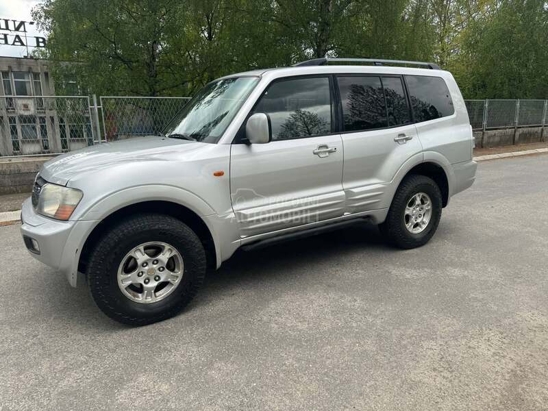 Mitsubishi Pajero 3.5 GDI CH