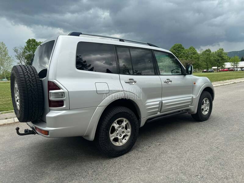 Mitsubishi Pajero 3.5 GDI CH